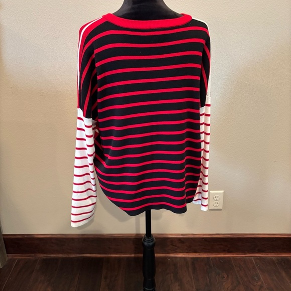 CAbi Striped Oversized Boxy Sweater, Medium,
Preppy Gameday Everyday School Work - Picture 12 of 14